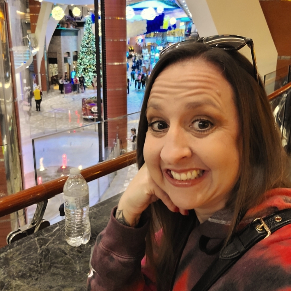 Meet your Posher, Jennifer